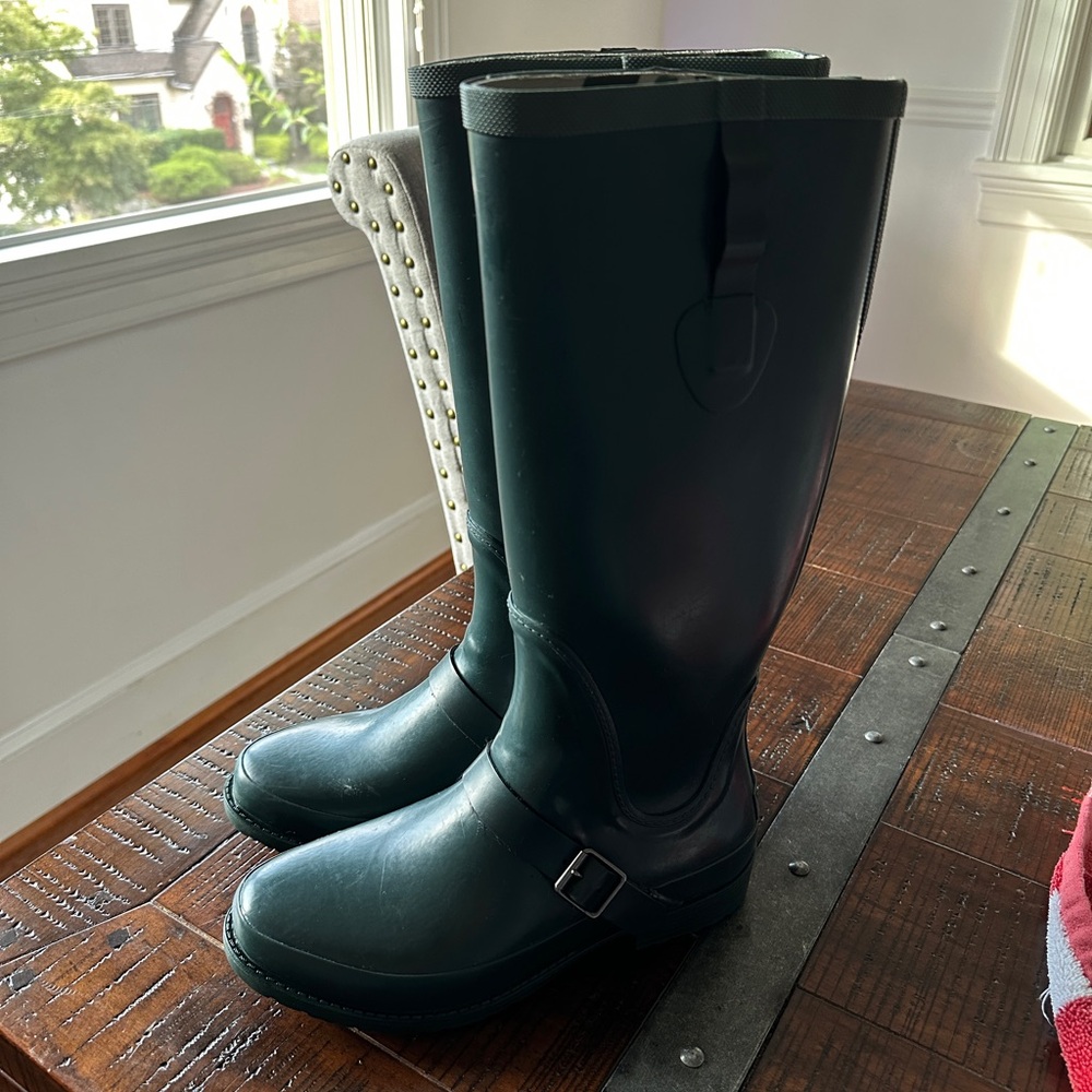 L.L. Bean Dark Green Women's Wellies
